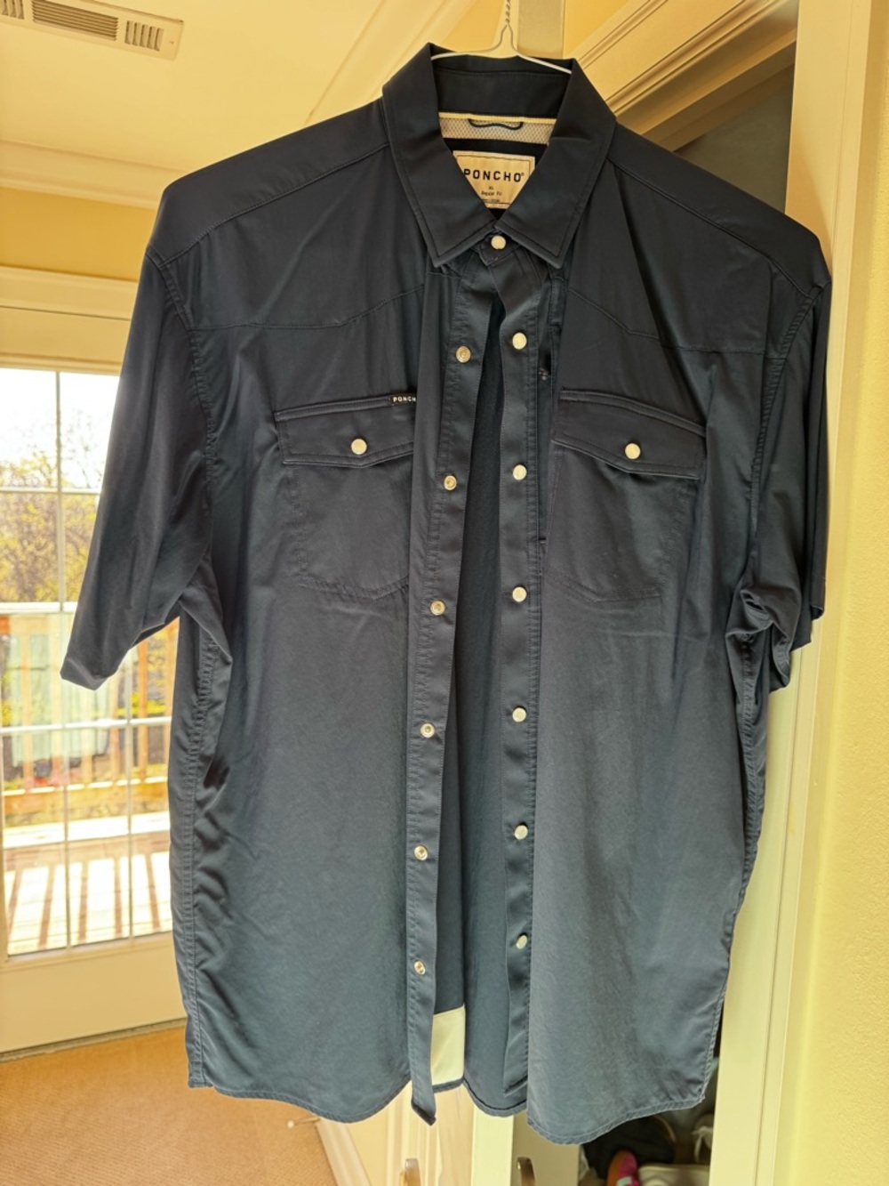 Poncho Men’s Navy Short-Sleeve Snap Button-Down Shirt